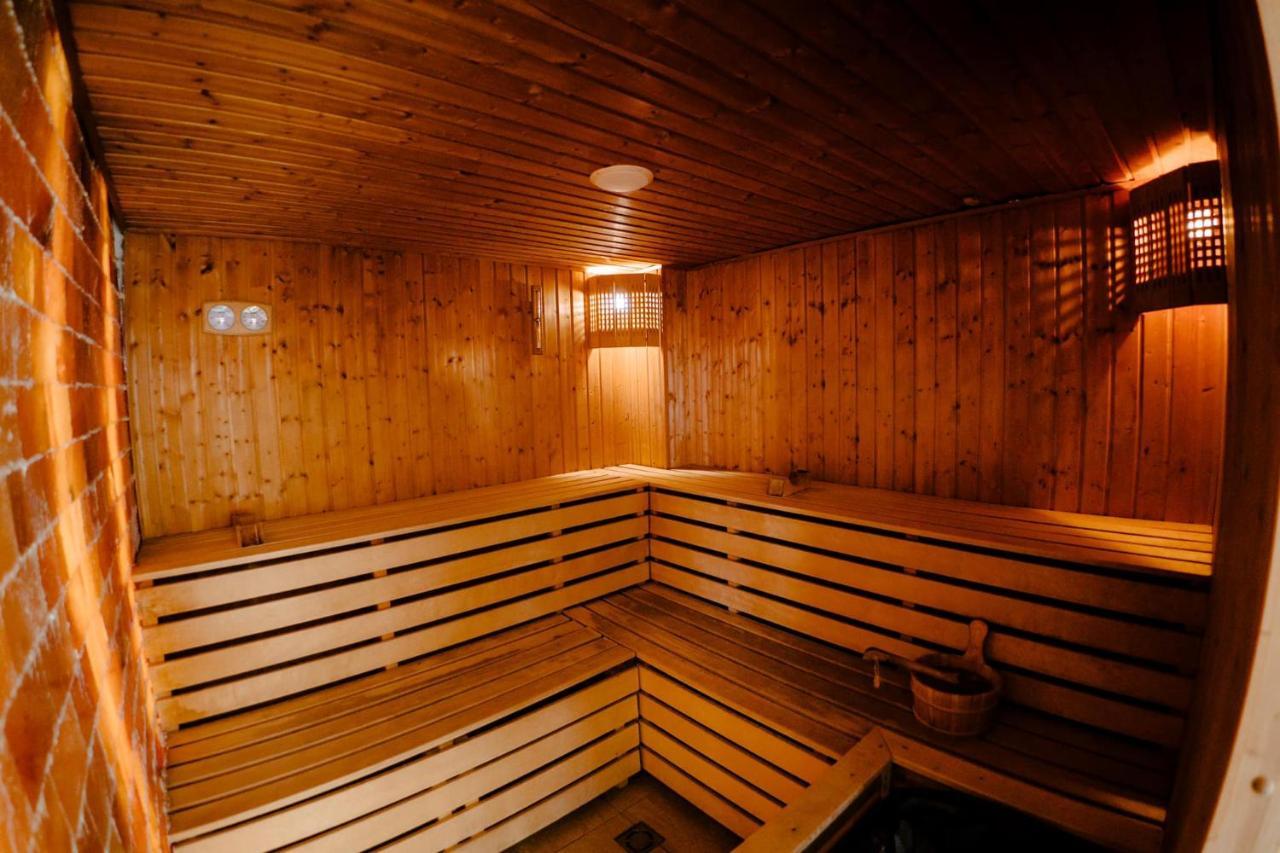 Hotel Tci Social Club Kluż-Napoka Zewnętrze zdjęcie