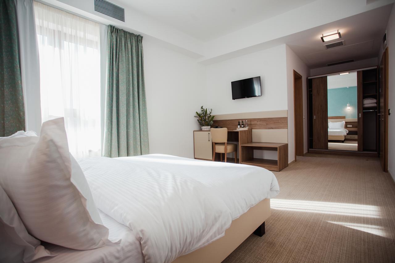 Hotel Tci Social Club Kluż-Napoka Zewnętrze zdjęcie